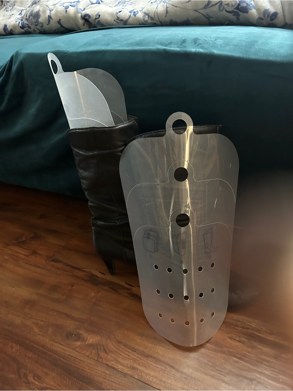 2 Pair! Clear Plastic Boot Shapers - Pair of Transparent Boot Inserts
